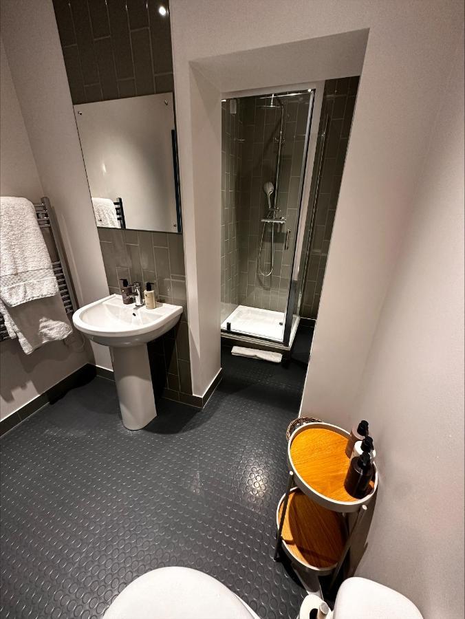 The Crown Rooms Londra Dış mekan fotoğraf